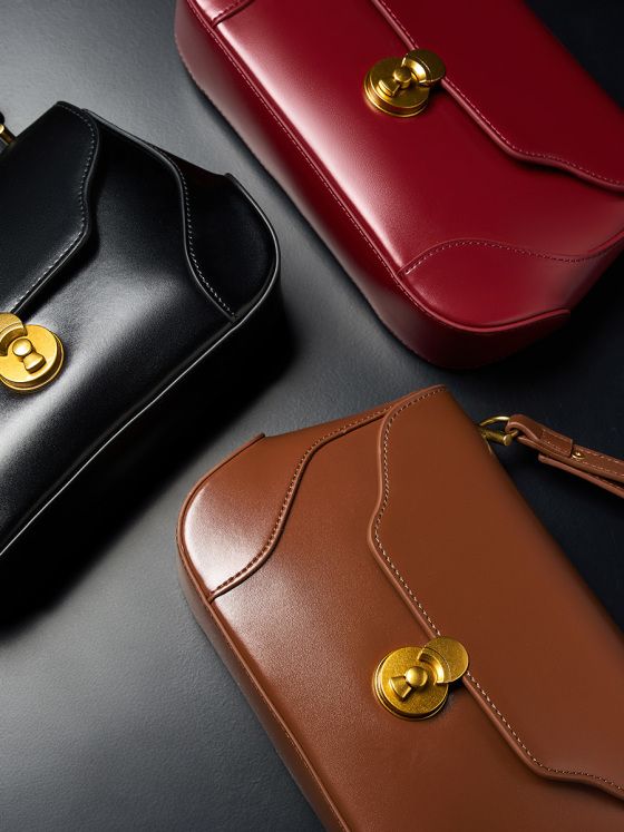 Elova Handcrafted Genuine Leather Crossbody Bag in Black - E371 view 7