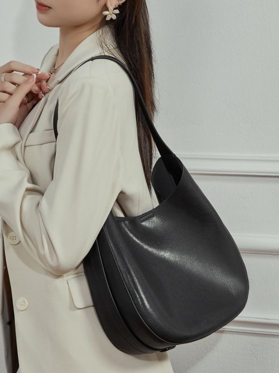 Elova Handcrafted Genuine Leather Tote Bag in Black - E774 view 6