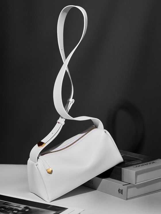 Elova Handcrafted Genuine Leather Crossbody Bag in Black - E284 view 7