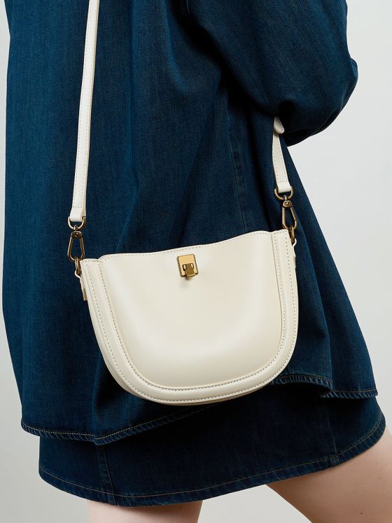 Elova Handcrafted Genuine Leather Crossbody Bag in Black - E343 view 3