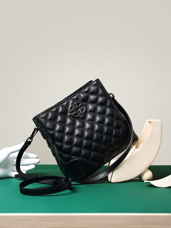 Elova Handcrafted Genuine Leather Crossbody Bag in Black - E220 view 6