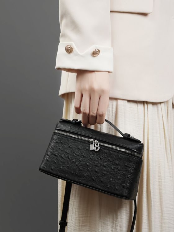 Elova Handcrafted Genuine Leather Crossbody Bag in Black - E460 view 2