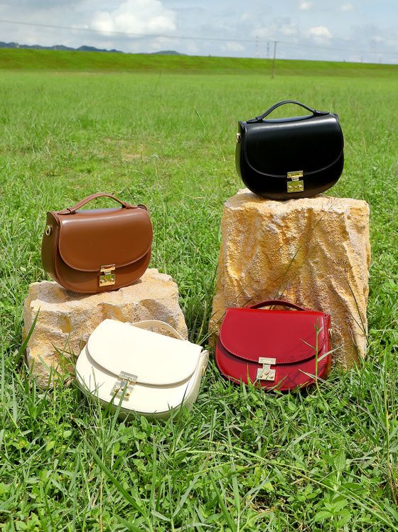 Elova Handcrafted Genuine Leather Bag in Black - E685 view 8