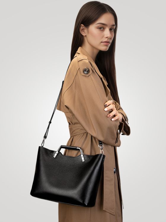 Elova Handcrafted Genuine Leather Crossbody Bag in Black - E747 view 2