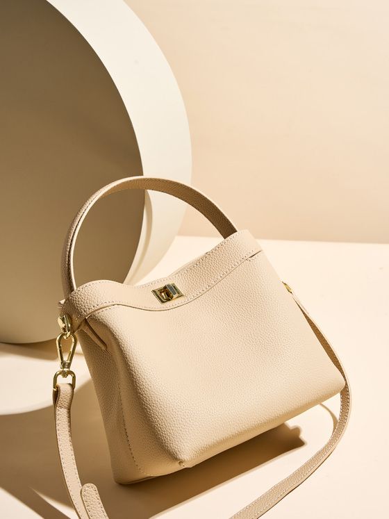 Elova Handcrafted Genuine Leather Crossbody Bag in Black - E409 view 4