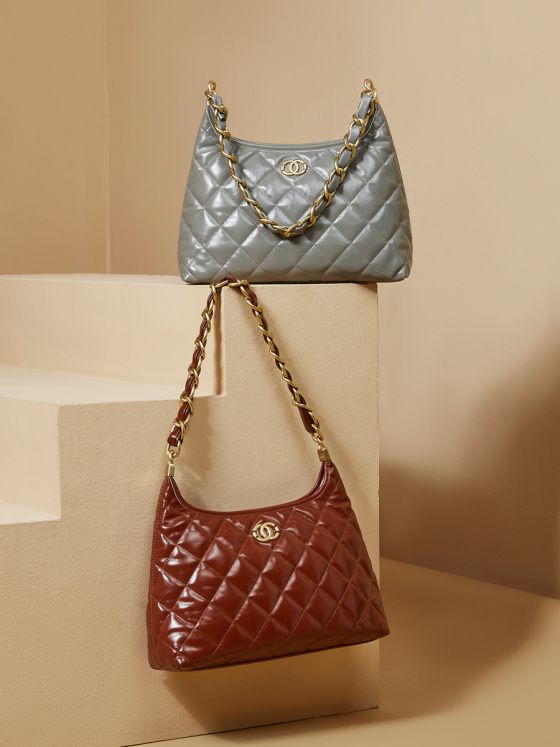 Elova Handcrafted Genuine Leather Crossbody Bag in Black - E466 view 6