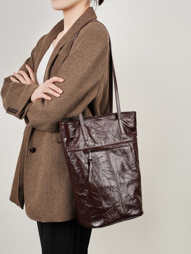 Elova Handcrafted Genuine Leather Tote Bag in Black - E251 view 8