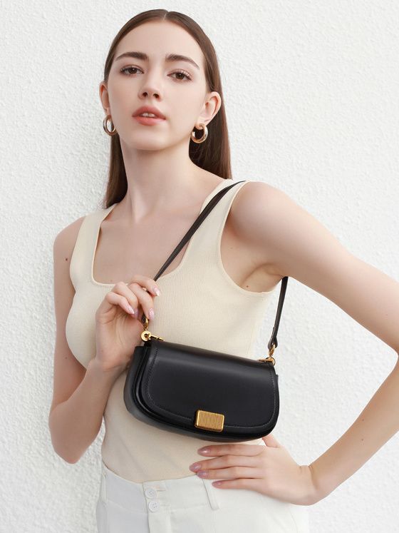 Elova Handcrafted Genuine Leather Crossbody Bag in Black - E290 view 2