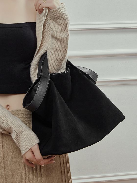 Elova Handcrafted Genuine Leather Crossbody Bag in Black - E773 view 5