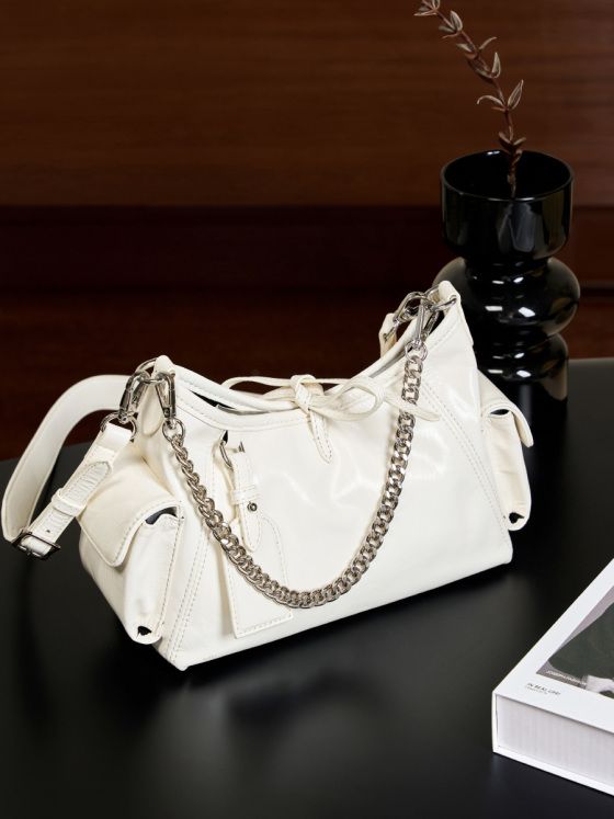 Elova Handcrafted Genuine Leather Crossbody Bag in Black - E470 view 6