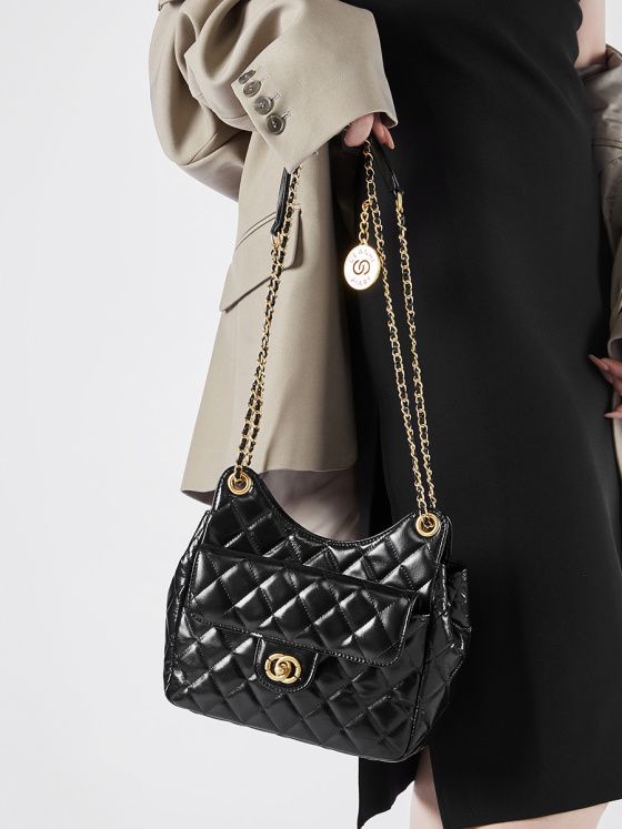 Elova Handcrafted Genuine Leather Crossbody Bag in Black - E485 view 8