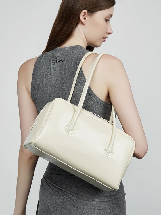 Elova Handcrafted Genuine Leather Bag in Black - E642 view 5