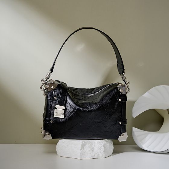 Elova Handcrafted Genuine Leather Crossbody Bag in Black - E398 view 4