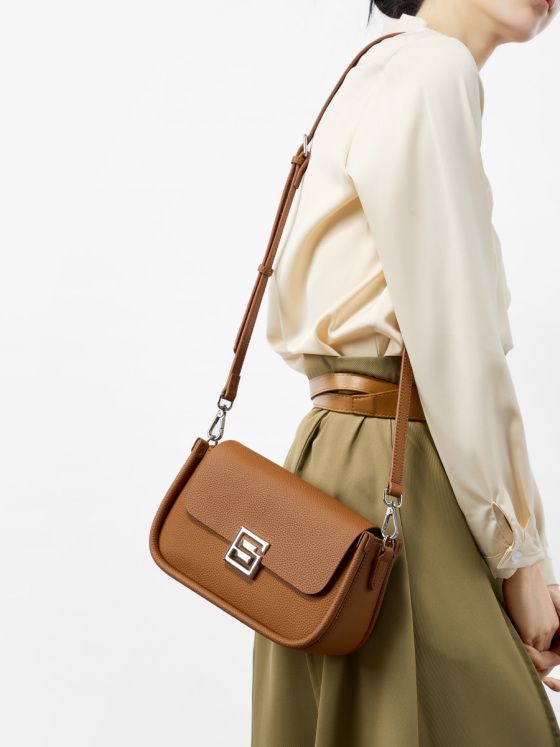 Elova Handcrafted Genuine Leather Crossbody Bag in Black - E598 view 3