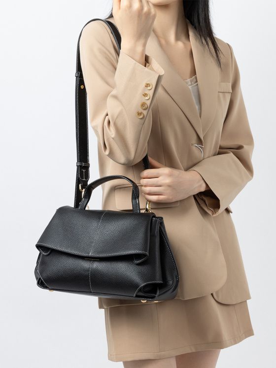 Elova Handcrafted Genuine Leather Crossbody Bag in Black - E698 view 5