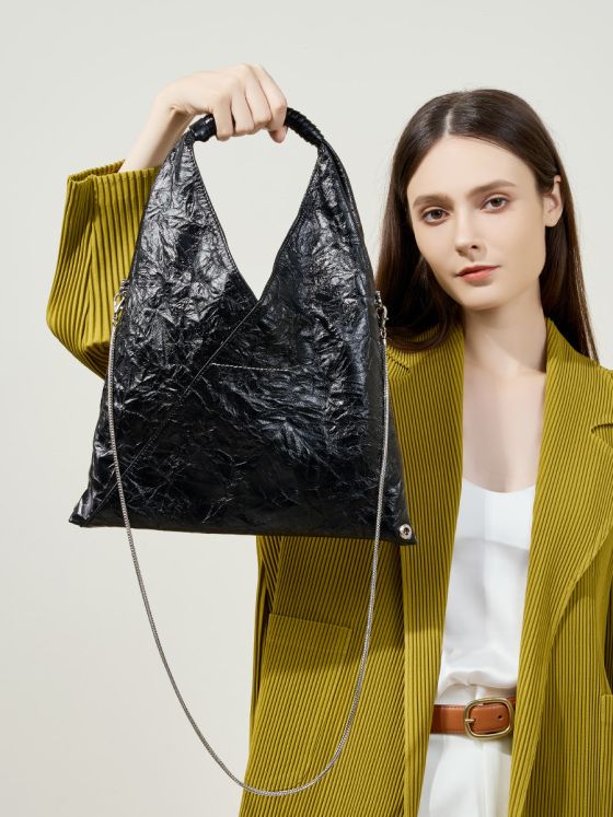 Elova Handcrafted Genuine Leather Tote Bag in Black - E546 view 2