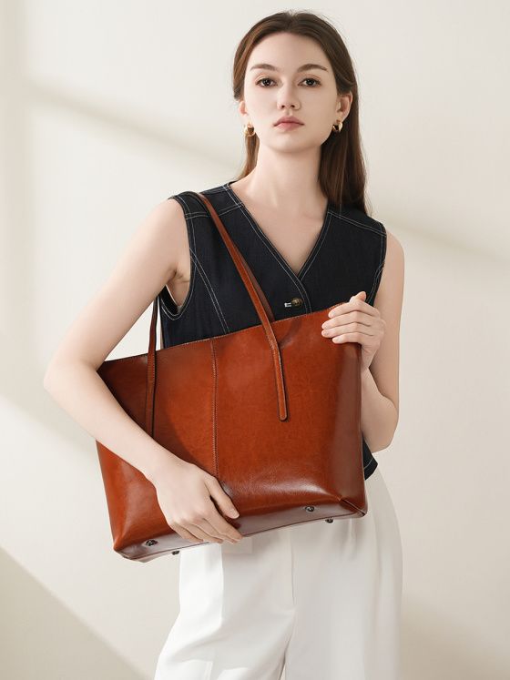 Elova Handcrafted Genuine Leather Tote Bag in Black - E641 view 4