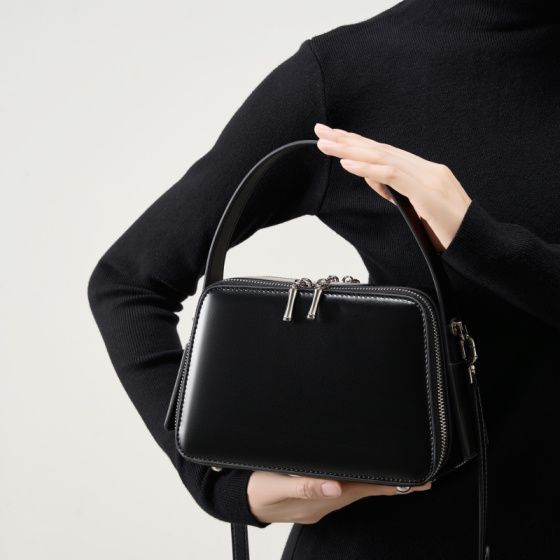 Elova Handcrafted Genuine Leather Crossbody Bag in Black - E539 view 5