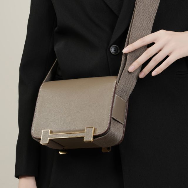 Elova Handcrafted Genuine Leather Crossbody Bag in Black - E438 view 7