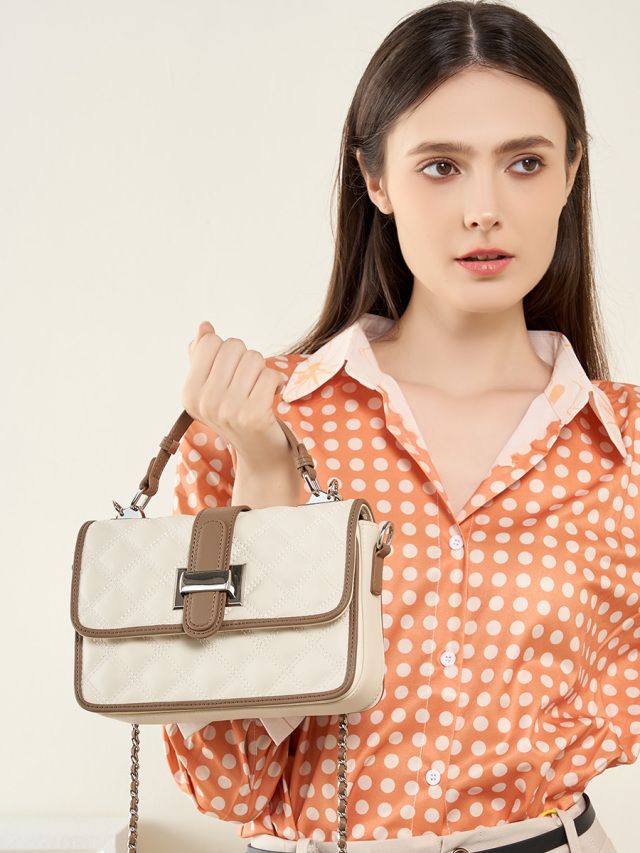 Elova Handcrafted Genuine Leather Crossbody Bag in Black - E366 view 8