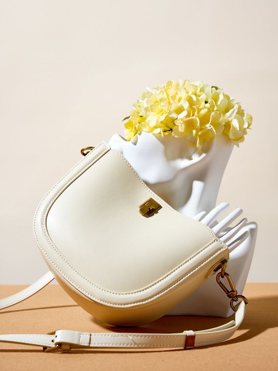 Elova Handcrafted Genuine Leather Crossbody Bag in Black - E343 view 4