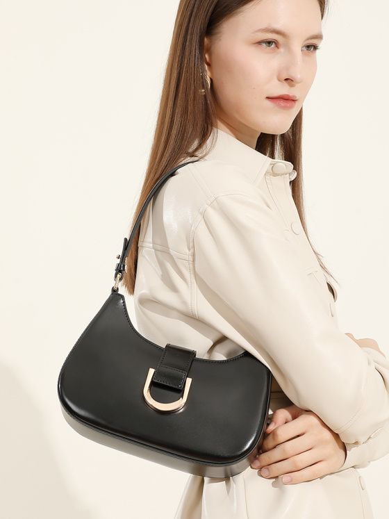 Elova Handcrafted Genuine Leather Crossbody Bag in Black - E611 view 3