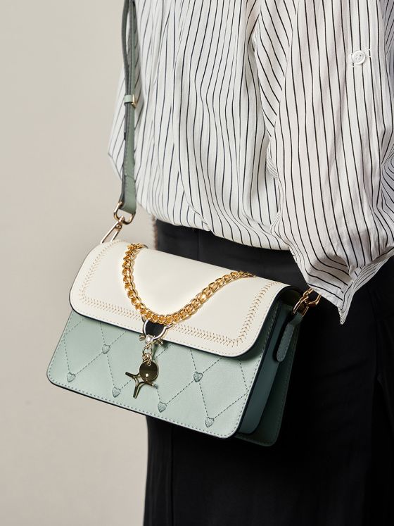 Elova Handcrafted Genuine Leather Crossbody Bag in White - E415