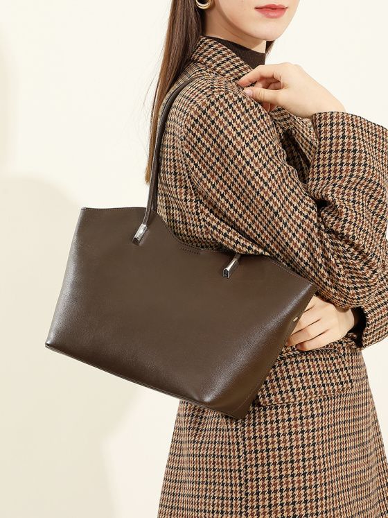 Elova Handcrafted Genuine Leather Tote Bag in Black - E578 view 4