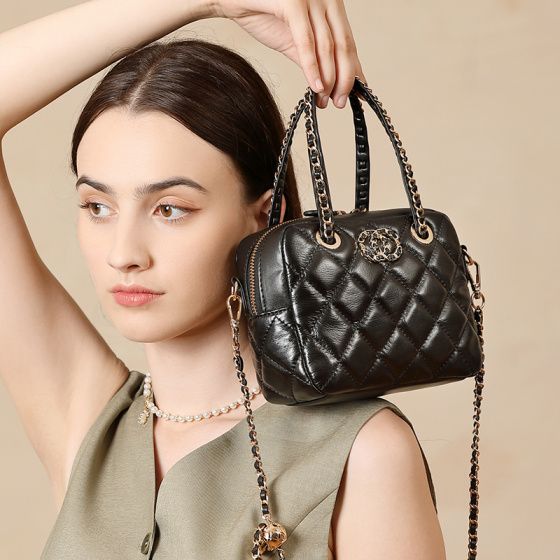 Elova Handcrafted Genuine Leather Crossbody Bag in Black - E668 view 4