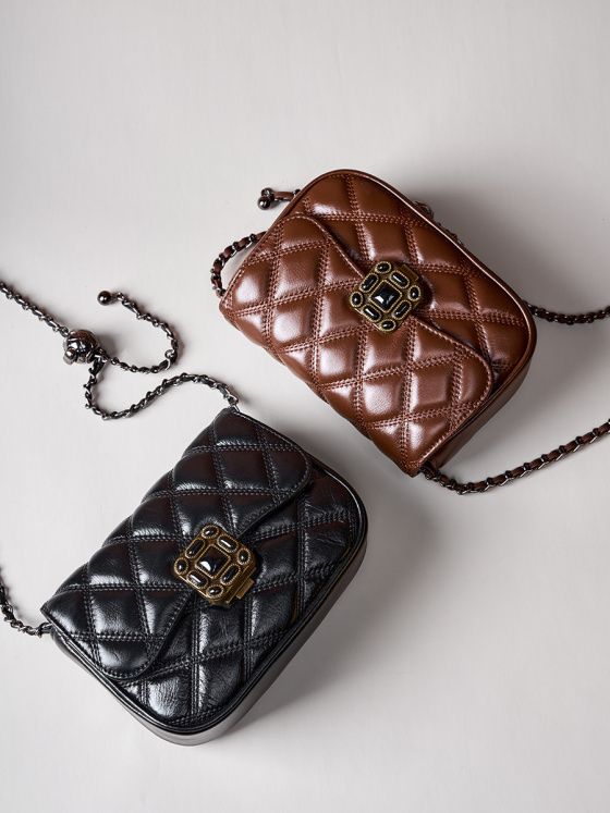 Elova Handcrafted Genuine Leather Crossbody Bag in Black - E236 view 4