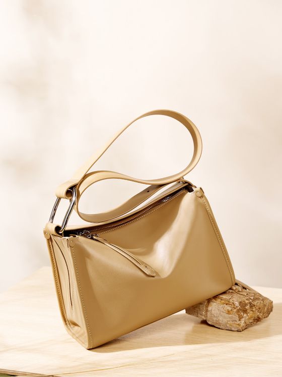 Elova Handcrafted Genuine Leather Crossbody Bag in Black - E283 view 6