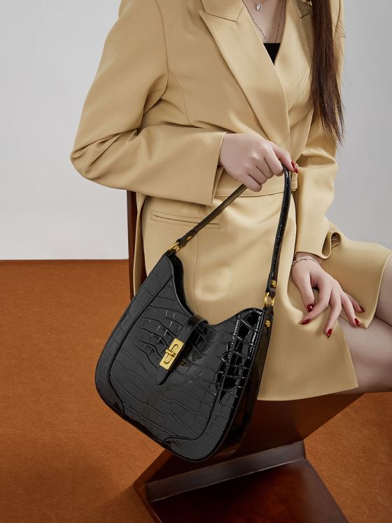 Elova Handcrafted Genuine Leather Bag in Black - E819 view 6