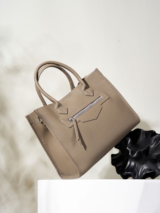 Elova Handcrafted Genuine Leather Tote Bag in Black - E252 view 5