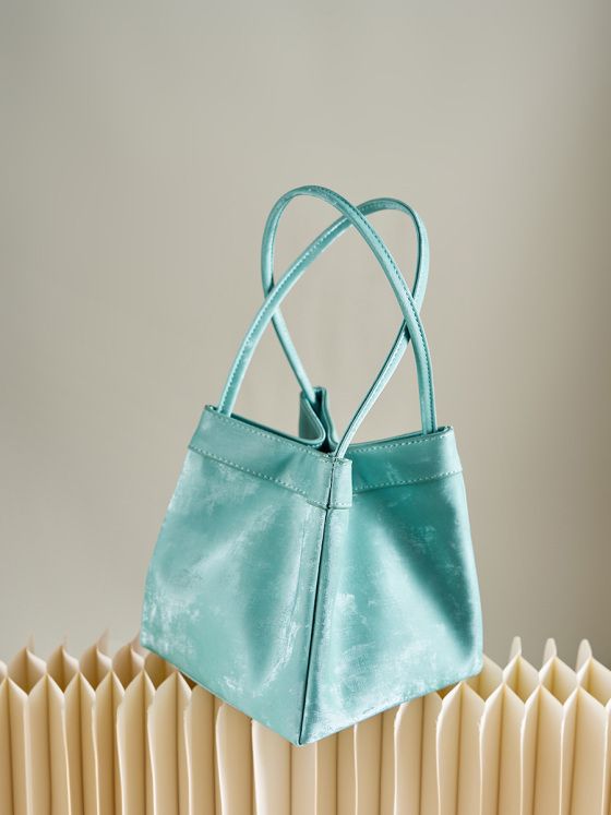 Elova Handcrafted Genuine Leather Crossbody Bag in Green - E198 view 6