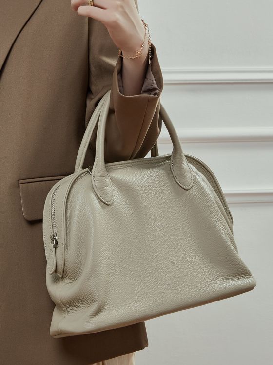 Elova Handcrafted Genuine Leather Shoulder Bag in Black - E758 view 7