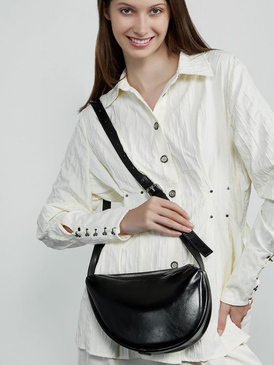 Elova Handcrafted Genuine Leather Crossbody Bag in Black - E657 view 6