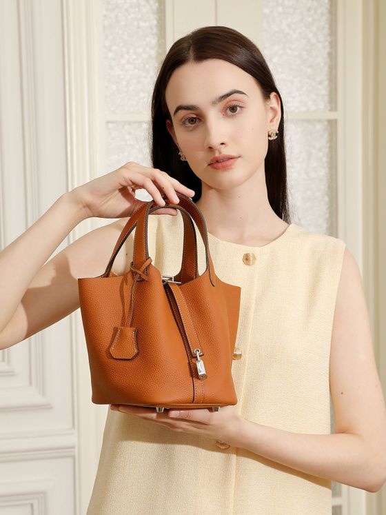 Elova Handcrafted Genuine Leather - Bag in Black - E693 view 4