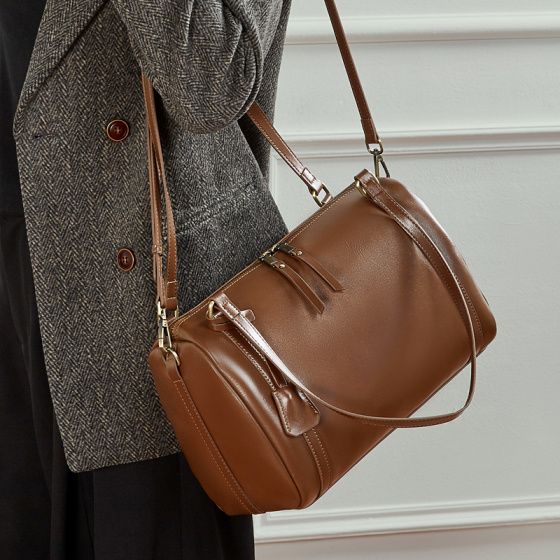 Elova Handcrafted Genuine Leather Crossbody Bag in Black - E787 view 5