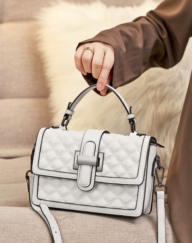 Elova Handcrafted Genuine Leather Crossbody Bag in Black - E327 view 7