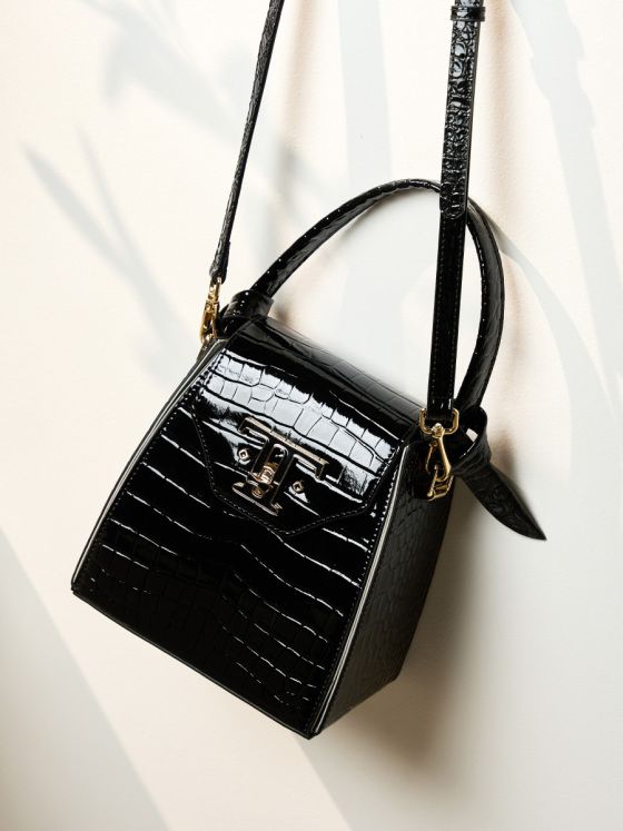 Elova Handcrafted Genuine Leather Crossbody Bag in Black - E449 view 7