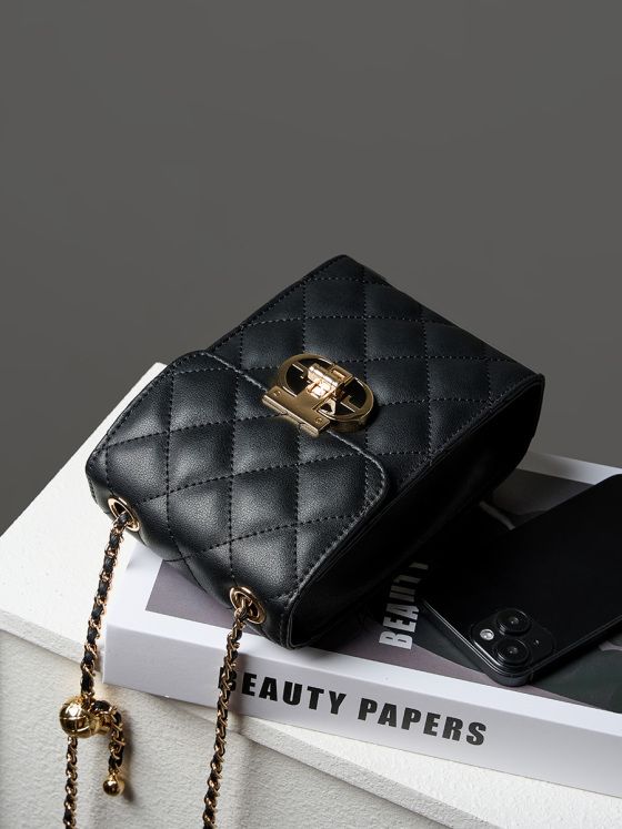 Elova Handcrafted Genuine Leather Crossbody Bag in Black - E376 view 4