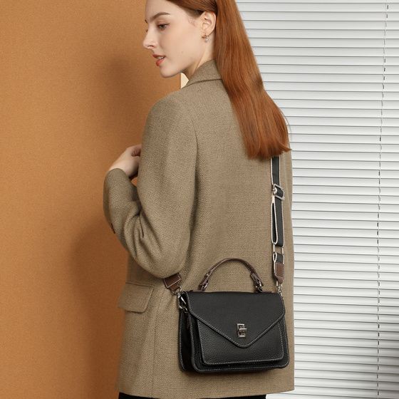 Elova Handcrafted Genuine Leather Crossbody Bag in Black - E531 view 6