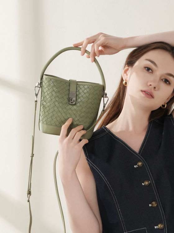 Elova Handcrafted Genuine Leather Bag in Black - E608 view 5