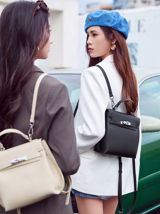 Elova Handcrafted Genuine Leather Crossbody Bag in Black - E452 view 2