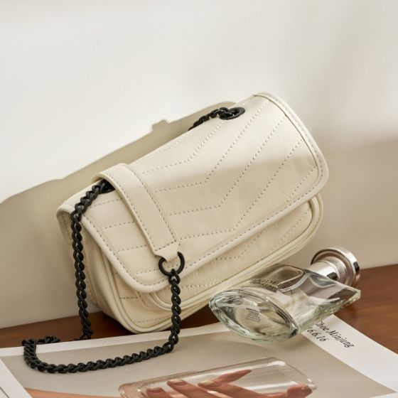 Elova Handcrafted Genuine Leather Crossbody Bag in Black - E433 view 6