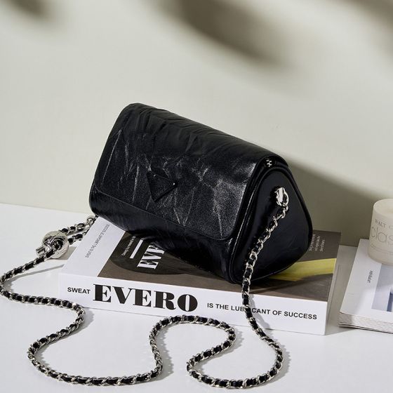 Elova Handcrafted Genuine Leather Crossbody Bag in Black - E399 view 5