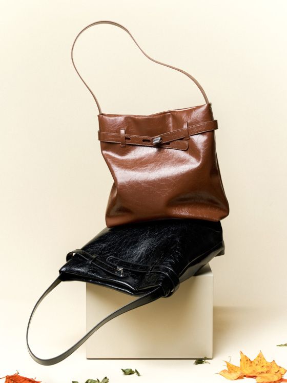 Elova Handcrafted Genuine Leather Tote Bag in Black - E550 view 7