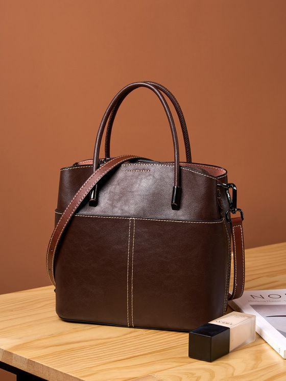 Elova Handcrafted Genuine Leather Crossbody Bag in Black - E245 view 5