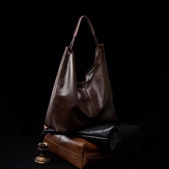 Elova Handcrafted Genuine Leather Tote Bag in Black - E548 view 8
