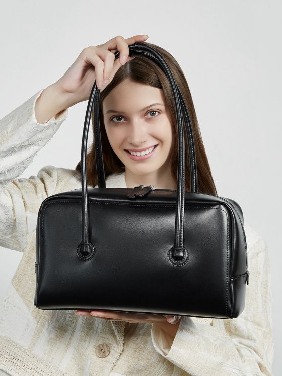 Elova Handcrafted Genuine Leather Bag in Black - E642 view 3